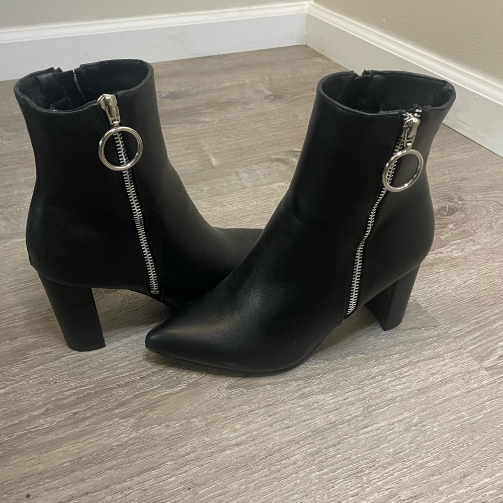 Black Ankle Boots with Silver Zipper